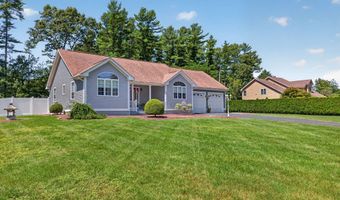 63 Ansel White Dr, Acushnet, MA 02743