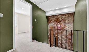 824 S Chillicothe Rd 11, Aurora, OH 44202