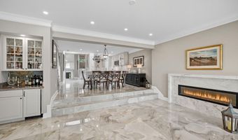 50 SEMINOLE LANDING Rd, Atlantic Beach, FL 32233