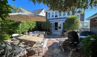 204 CORAL St, Beach Haven, NJ 08008