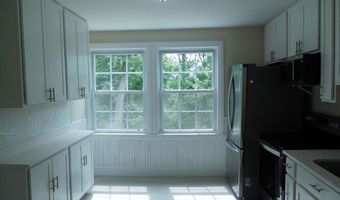 80 Carmel Rd 5, Andover, MA 01810