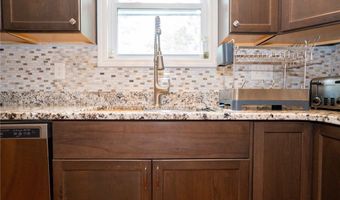 9378 Lemon St, Angola, NY 14006