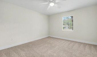 31 Chantilly Ter, Bay St. Louis, MS 39520
