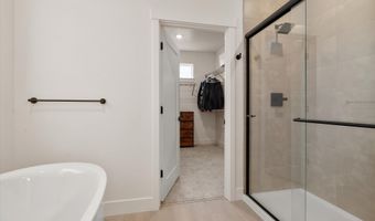 3843 NE Petrosa Ave, Bend, OR 97701