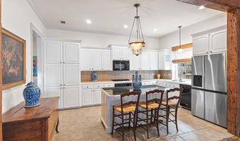 9120 Old Garden Ave, Baton Rouge, LA 70809