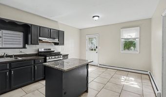 81 N Allen St, Albany, NY 12203