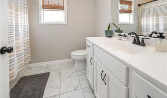 1334 N 161st Ter, Basehor, KS 66007