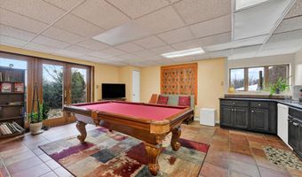 8272 WOODBINE Rd, Airville, PA 17302