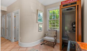 790 BRUSHTOWN Rd, Ambler, PA 19002