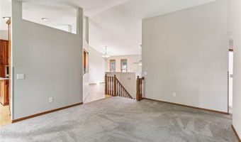 12555 Driftwood Ln, Apple Valley, MN 55124