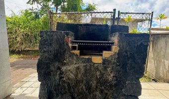 2133 KINOOLE St, Hilo, HI 96720