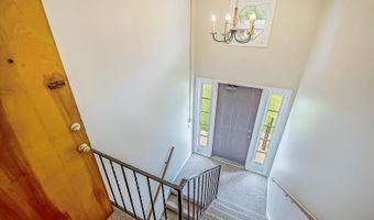 1670 Tudor Dr, Ann Arbor, MI 48103