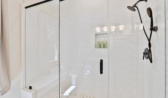 21663 OATLANDS Rd, Aldie, VA 20105