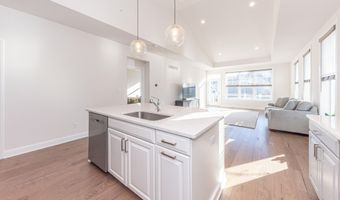 3341 Roseford Blvd, Ann Arbor, MI 48105