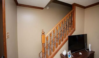 836 DEVENNEY Dr, Bellmawr, NJ 08031