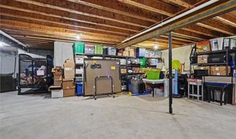 1000 Kathys Ct, Baldwin City, KS 66006