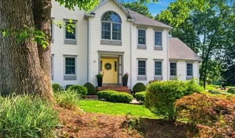 6 Cathedral Ct, Cumberland, RI 02864