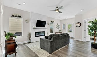 430 E Park Pl, Andover, KS 67002