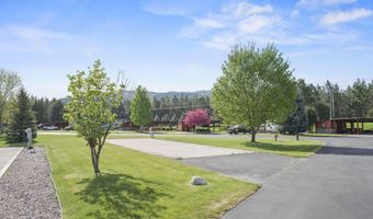 13 Bogie Ln, Blanchard, ID 83804