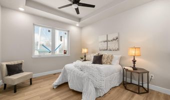 512 HORSESHOE Rd, Burns, WY 82053