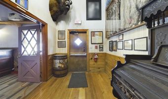 214 Yellowstone Ave, Cody, WY 82414