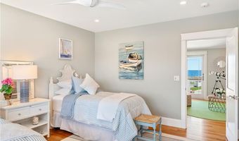 1048 Ocean Rd, Narragansett, RI 02882