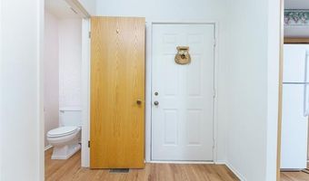 2155 Pauline Ct, Ann Arbor, MI 48103