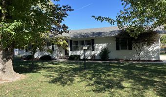 1220 Tyler St, Aurora, MO 65605