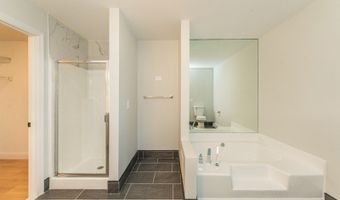 33 Huntsville Rd, Andover, NJ 07860