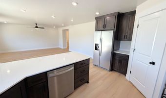 1885 Brynwood Ave, Chubbuck, ID 83202