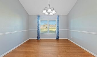 236 Beacon Ln, Atmore, AL 36502