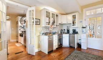 600 N Beach Blvd, Bay St. Louis, MS 39520