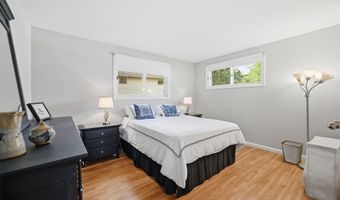 4512 MEDFORD Dr, Annandale, VA 22003