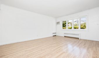 63 I U Willets Rd, Albertson, NY 11507