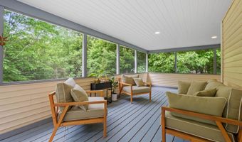 36 Weston Woods Cir, Campton, NH 03223