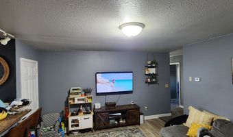 6372 N Yellowstone Trl, Allenton, WI 53002