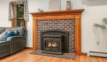 20 Peabody Dr, Brentwood, NH 03833