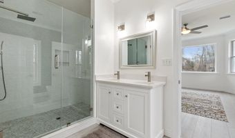 6801 CAPRI Pl, Bethesda, MD 20817