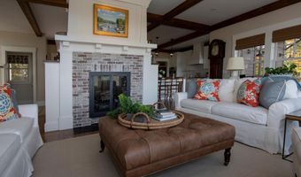68 Ridge Rd, Ashland, NH 03217