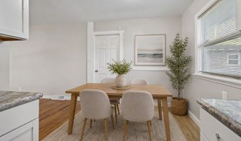 2020 Newcomer Ln, Beech Grove, IN 46107
