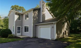8 Cinnamon Ln, Narragansett, RI 02874