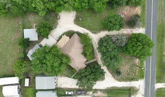 10863 La Vernia, Adkins, TX 78101