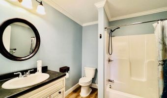 40 Ellis Ct, Bangor, ME 04401