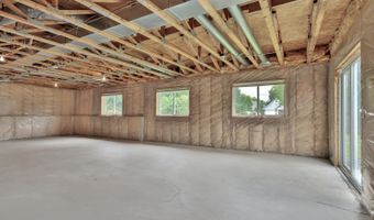 3730 Tower Pond Dr, Anoka, MN 55303