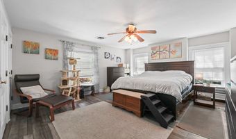 705 Overlook Dr, Alliance, OH 44601
