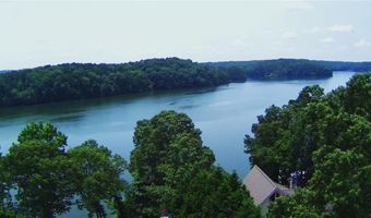 918 Oak Dr, Woodstock, GA 30189