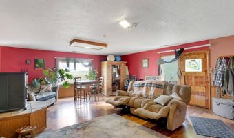 8990 PERRYDALE Rd, Amity, OR 97101