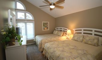946 Emerald Hills Dr S, Arnolds Park, IA 51331
