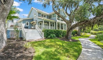 5 Petigru Dr, Beaufort, SC 29902