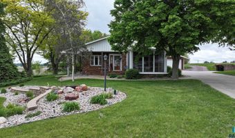 48224 266th St, Brandon, SD 57005